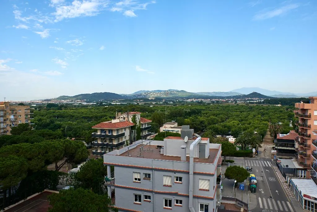 QUADRUPLE STANDARD Room, Checkin Blanes, Costa Brava