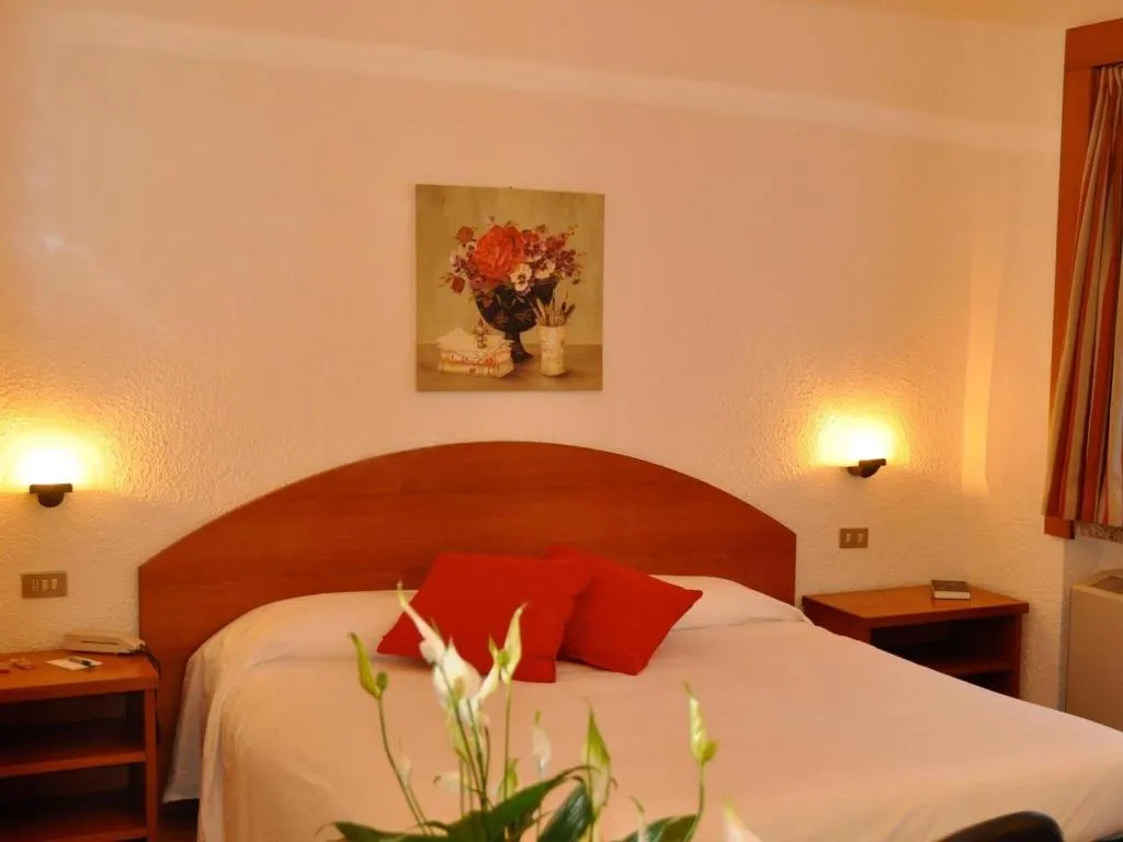 Room, Golf Hotel Resort, Milan