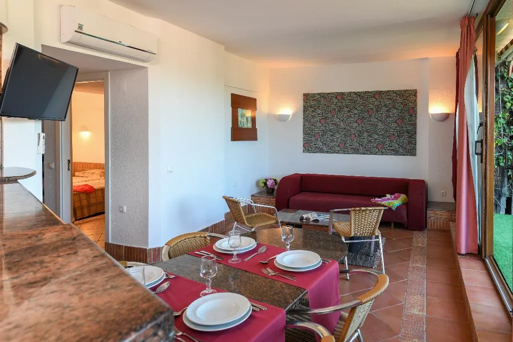APARTMENT SUPERIOR TWO BEDROOMS Room, Pedras del Rei, Algarve