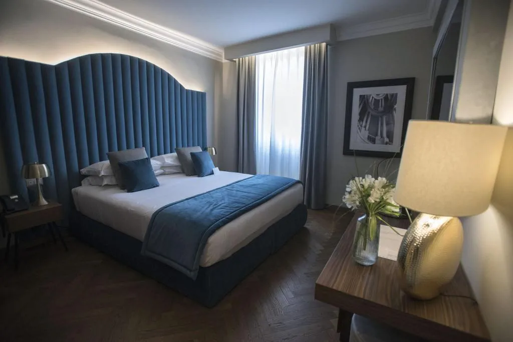 Room, Antico Albergo del Sole al Pantheon, Rome