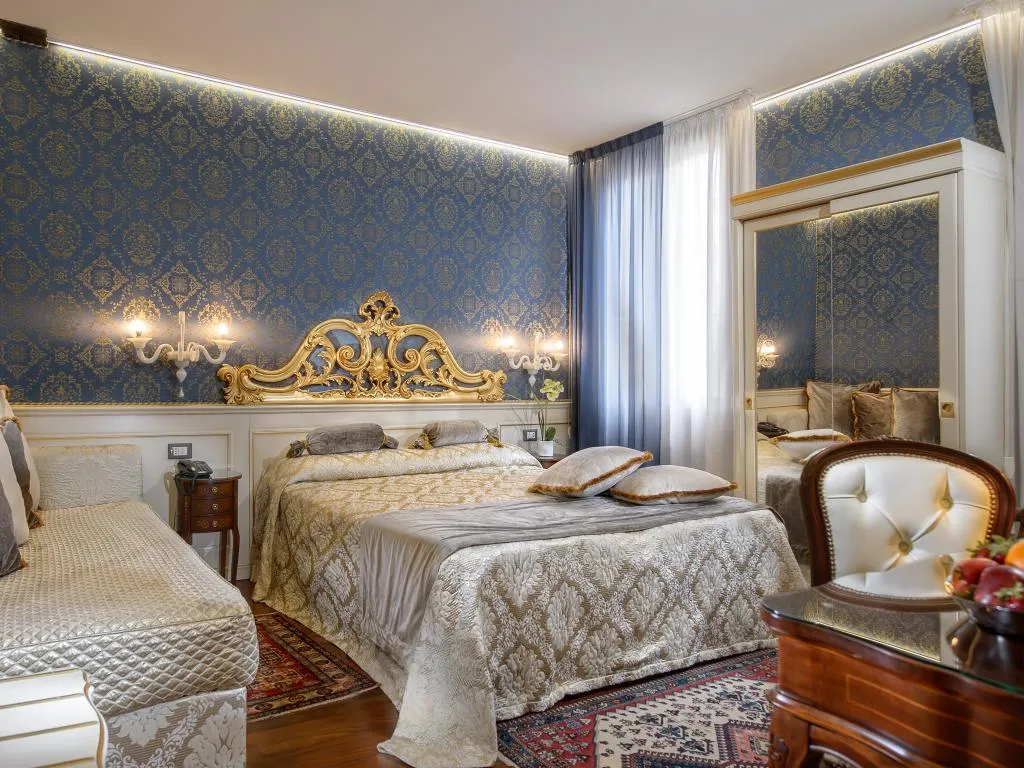 TRIPLE SUPERIOR Room, Hotel Santa Marina, Venice