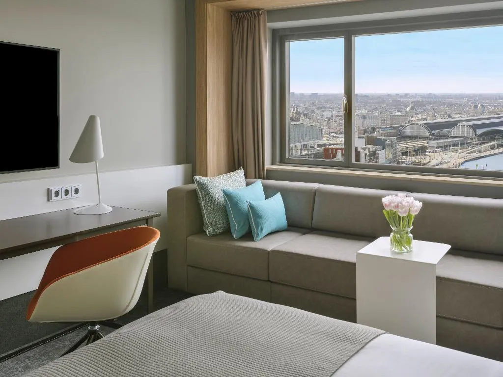 Room, Movenpick Hotel Amsterdam City Centre, Amsterdam
