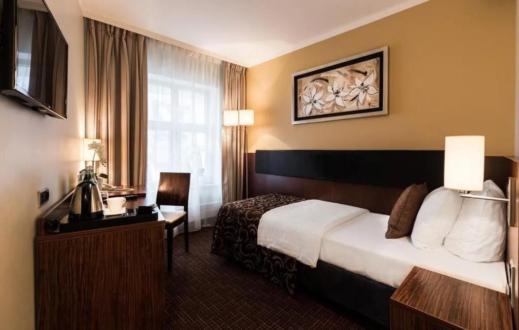 Room, Avalon Hotel & Conferences, Riga