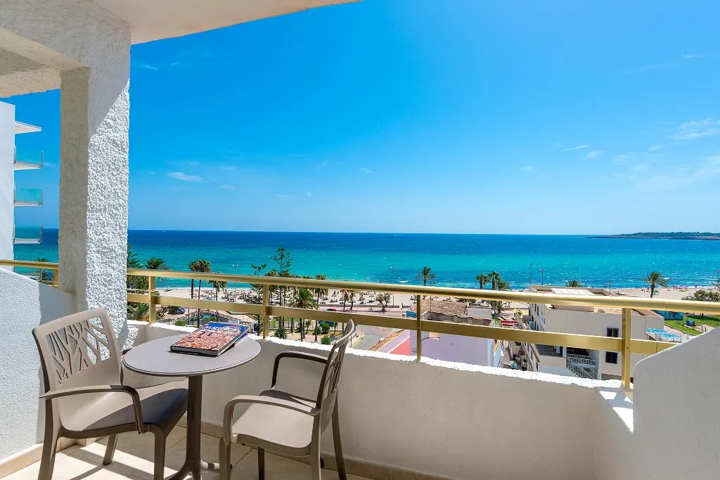 Double or Twin SEA FRONT Room, Biniamar, Majorca