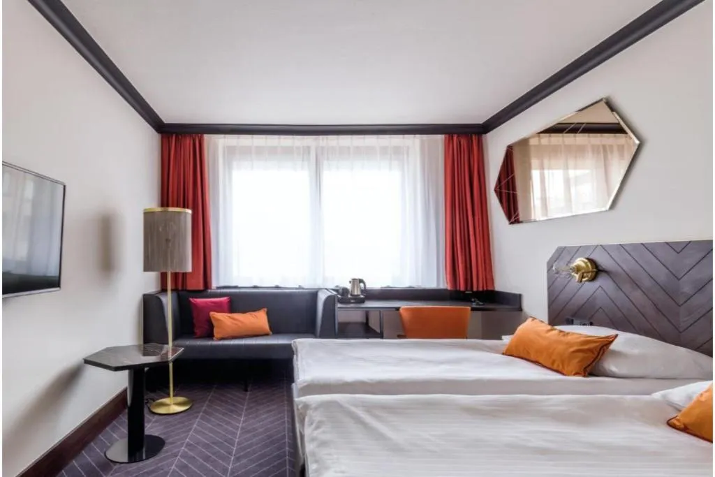 SINGLE STANDARD Room, Vienna House by Wyndham Diplomat Prague, Prague