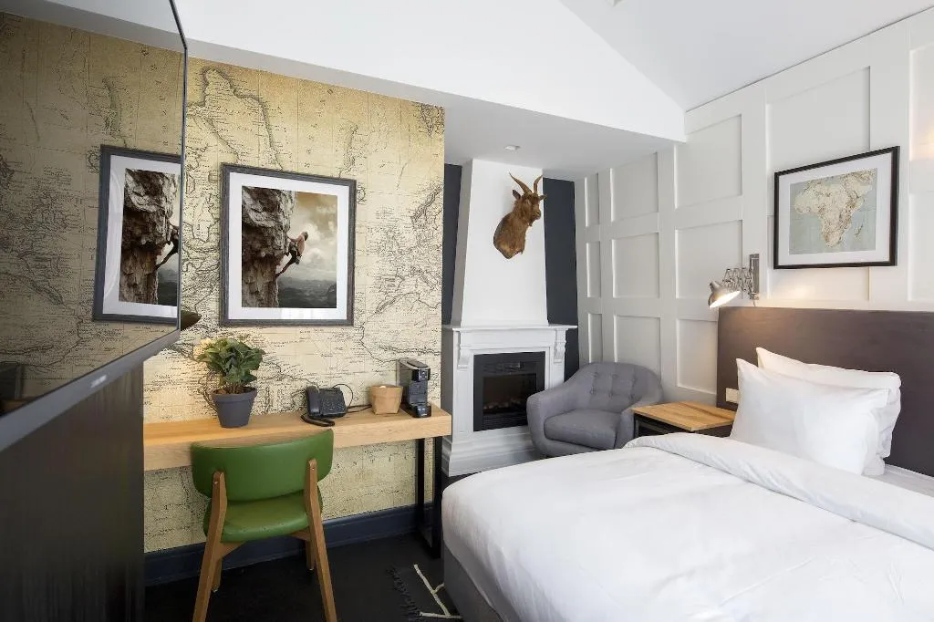 Room, The Highland House, Amsterdam