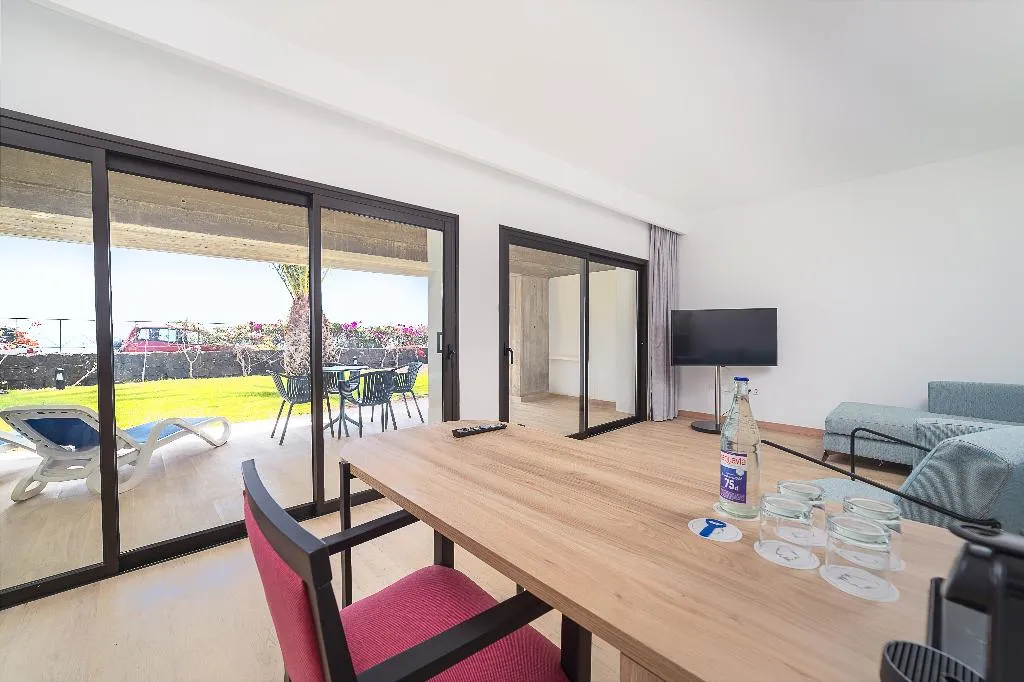 FAMILY ROOM TWO BEDROOMS Room, Costa Calero Thalasso& Spa, Lanzarote