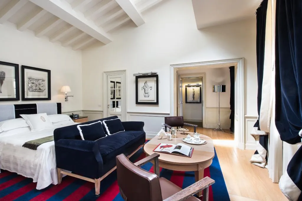 DOUBLE DELUXE Room, Palazzo Vecchietti, Florence