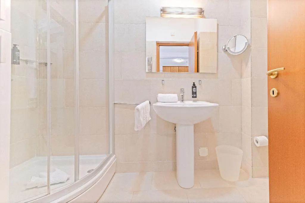 STUDIO WITH KITCHENETTE Room, The Residence, Split