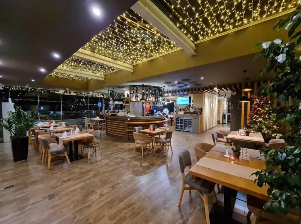 Restaurant, Hotel Regina City, Kavaje