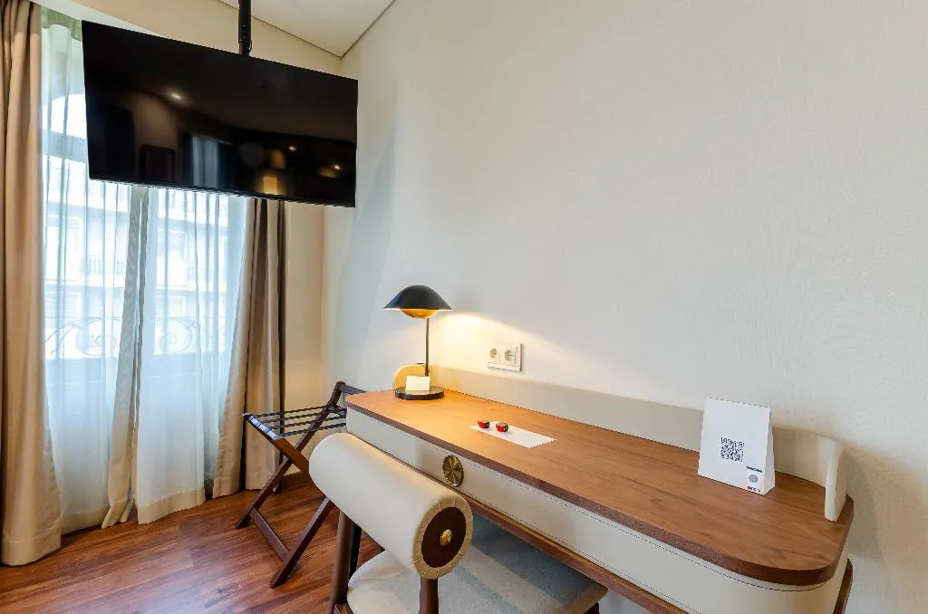 DOUBLE EXECUTIVE Room, Turim Lisboa Hotel, Lisbon