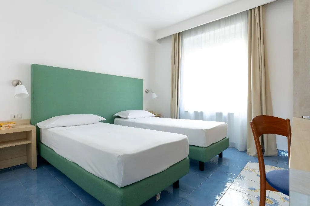 Double or Twin CITY VIEW Room, Napolit'amo Hotel Medina, Naples