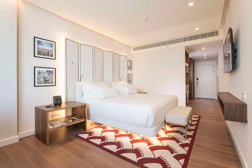 DOUBLE PREMIUM Room, NH Collection Madrid Eurobuilding, Madrid