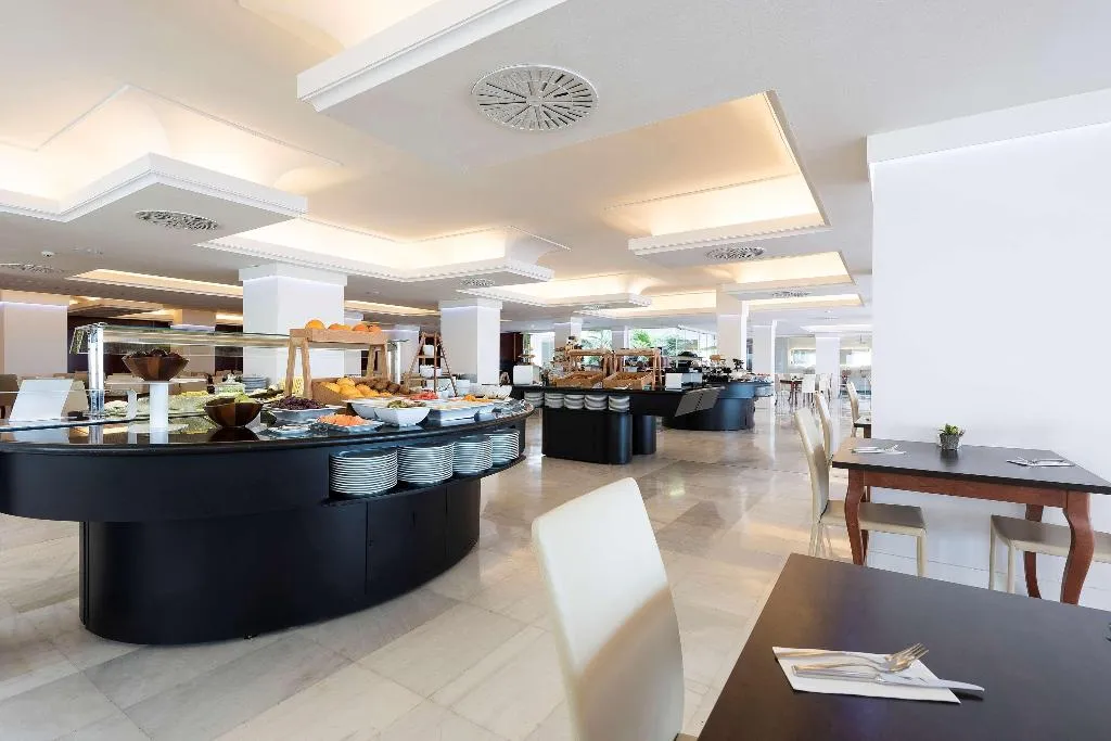 Restaurant, Hotel Palma Bellver , Affiliated by Meliá, Majorca