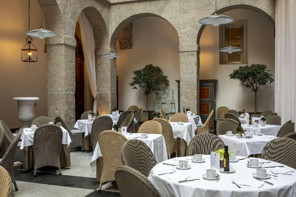Restaurant, Parador de la Granja, Madrid