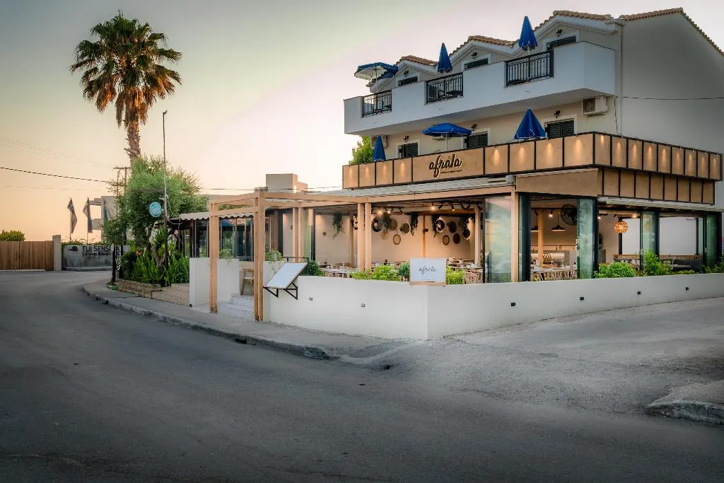 Restaurant, Dannas Boutique Apartments, Zante