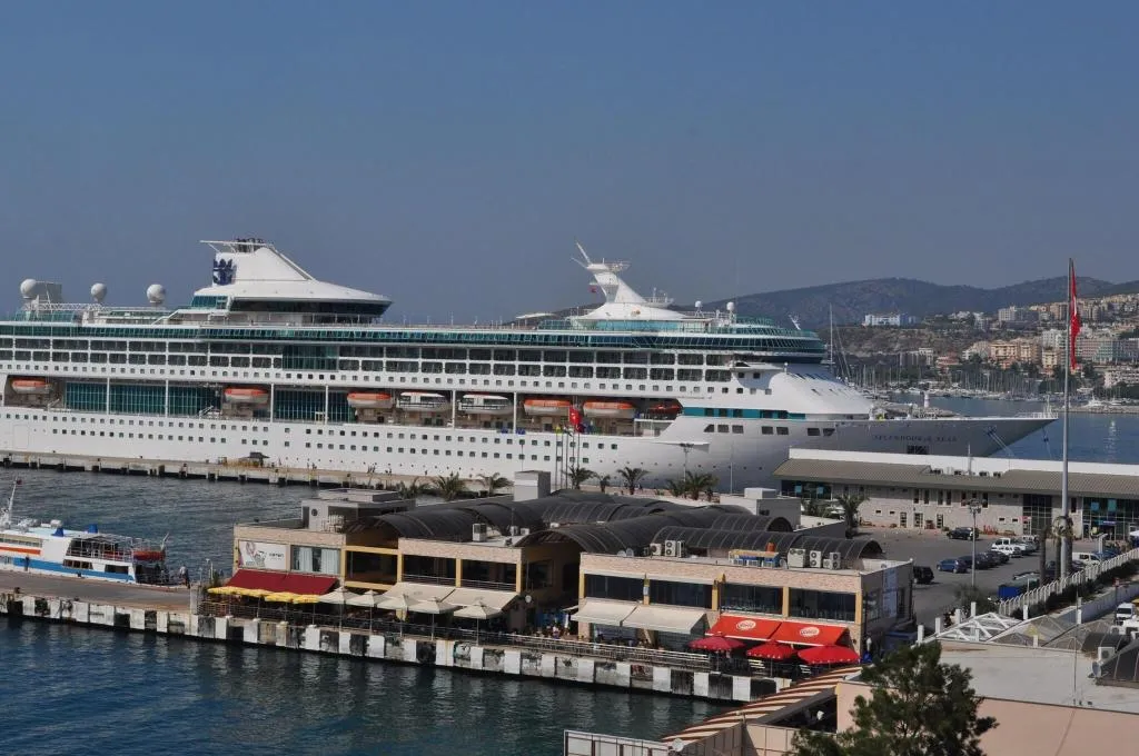Beach, Kayhanbey Hotel, Izmir