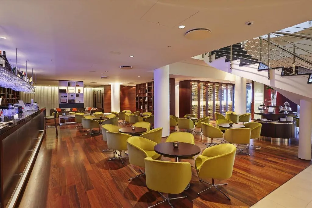 Bar, Hilton Reykjavik Nordica, Reykjavik