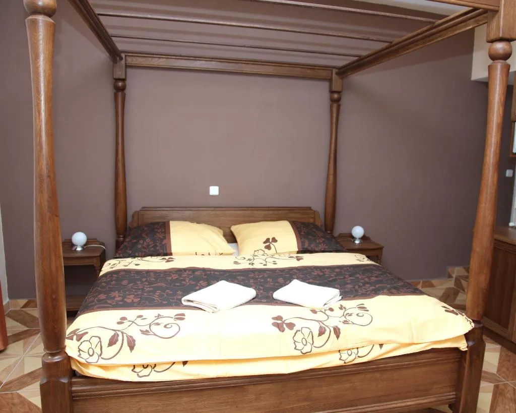 Room, Penzion V Roklích, Prague