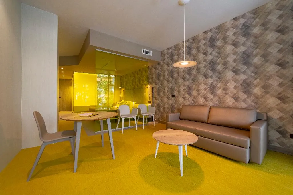 JUNIOR SUITE DELUXE WITH JACUZZI Room, Macia Sevilla Kubb, Seville