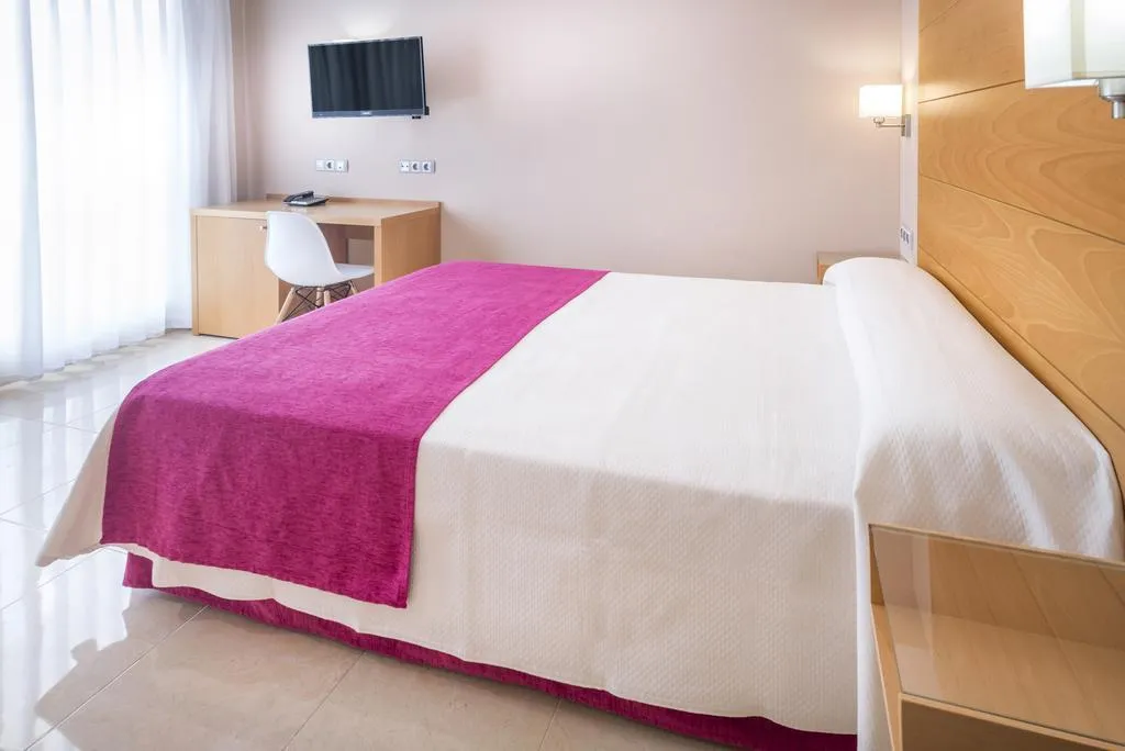 Room, Mediterraneo Bay Hotel & Resort, Costa Almeria