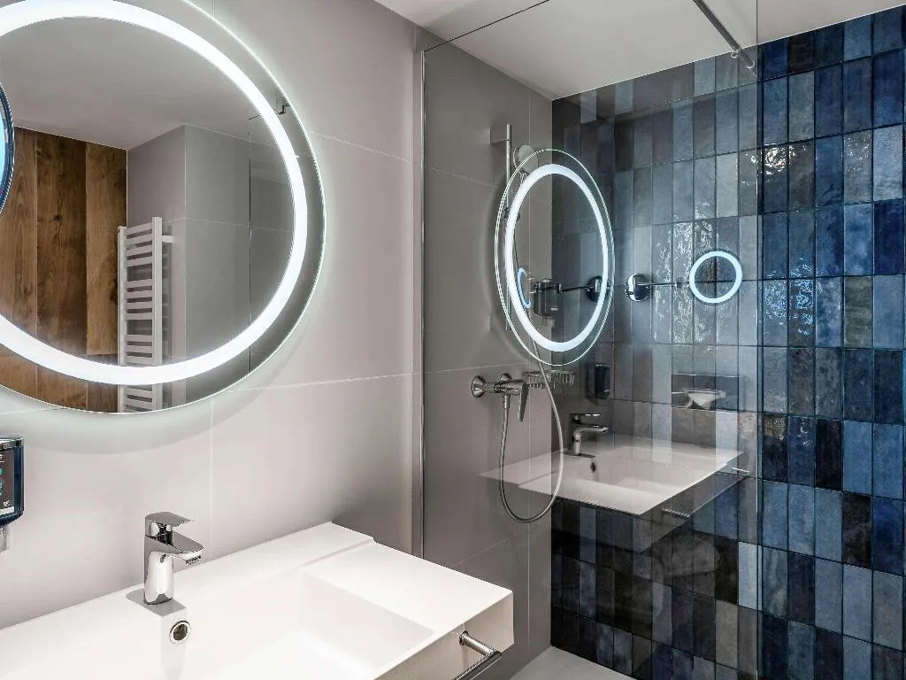 DOUBLE SUPERIOR SEA VIEW Room, Novotel Gdansk Marina, Gdansk