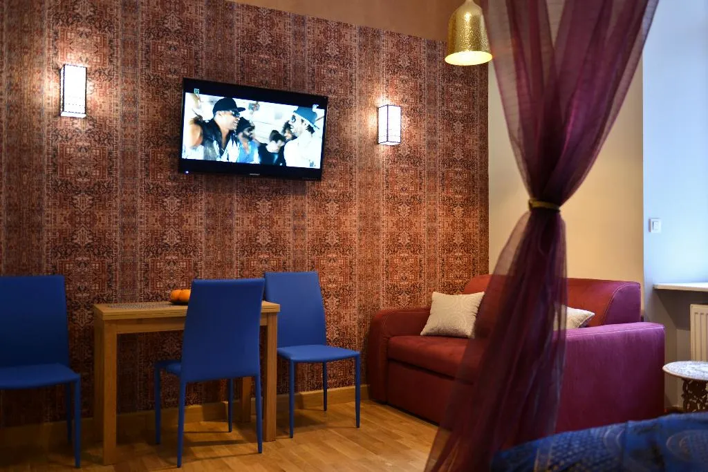 STUDIO CAPACITY 3 Room, La Gioia Magic Orient Apartments, Krakow