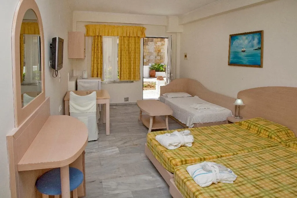 Double or Twin ECONOMY Room, Jo An Beach, Crete
