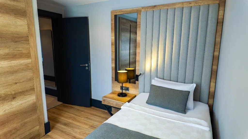 Room, Seven For Life Thermal Hotel, Izmir
