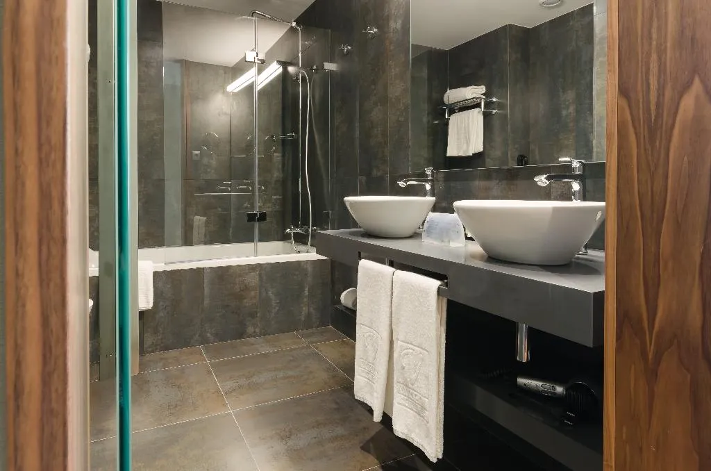 DOUBLE SINGLE USE STANDARD Room, Vincci Liberdade, Lisbon