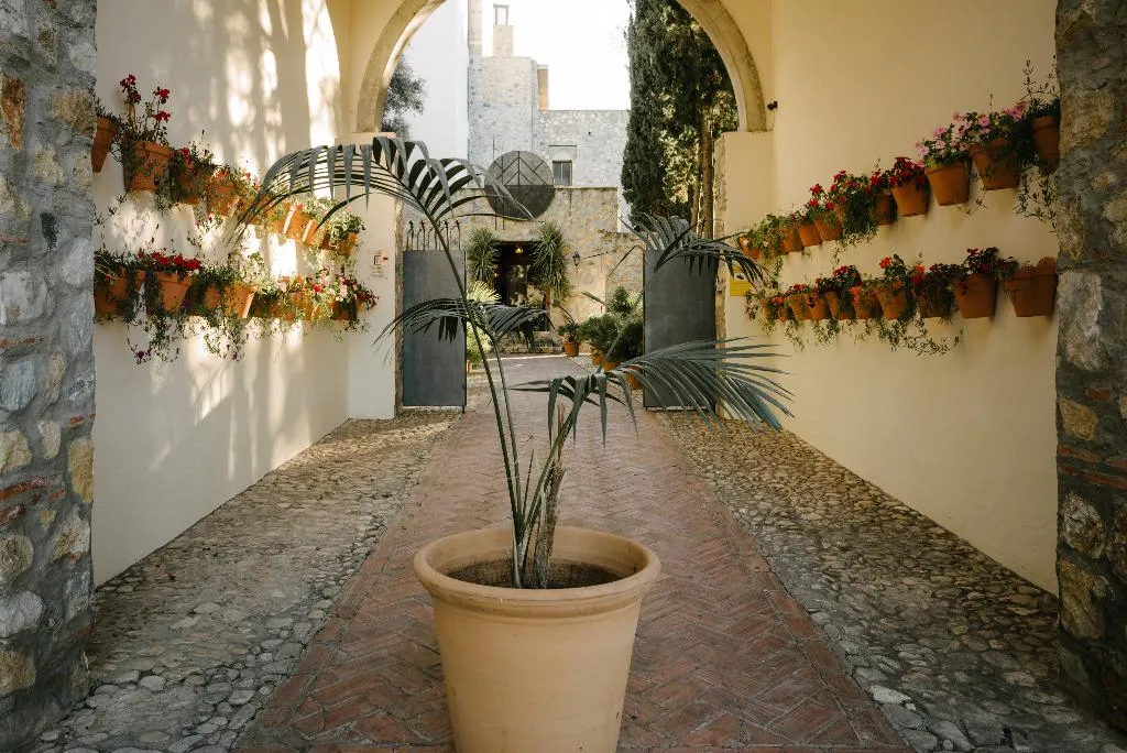 General view, Hotel Restaurante Castillo de Monda, Costa Del Sol