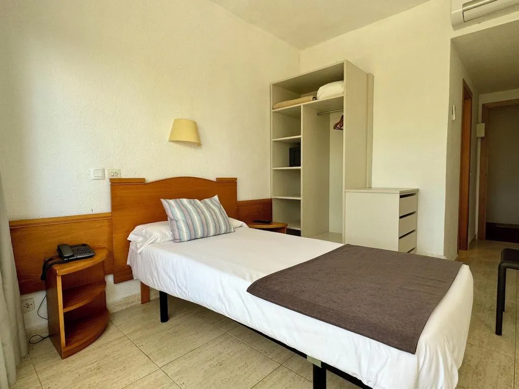 Room, Cala Ferrera, Majorca