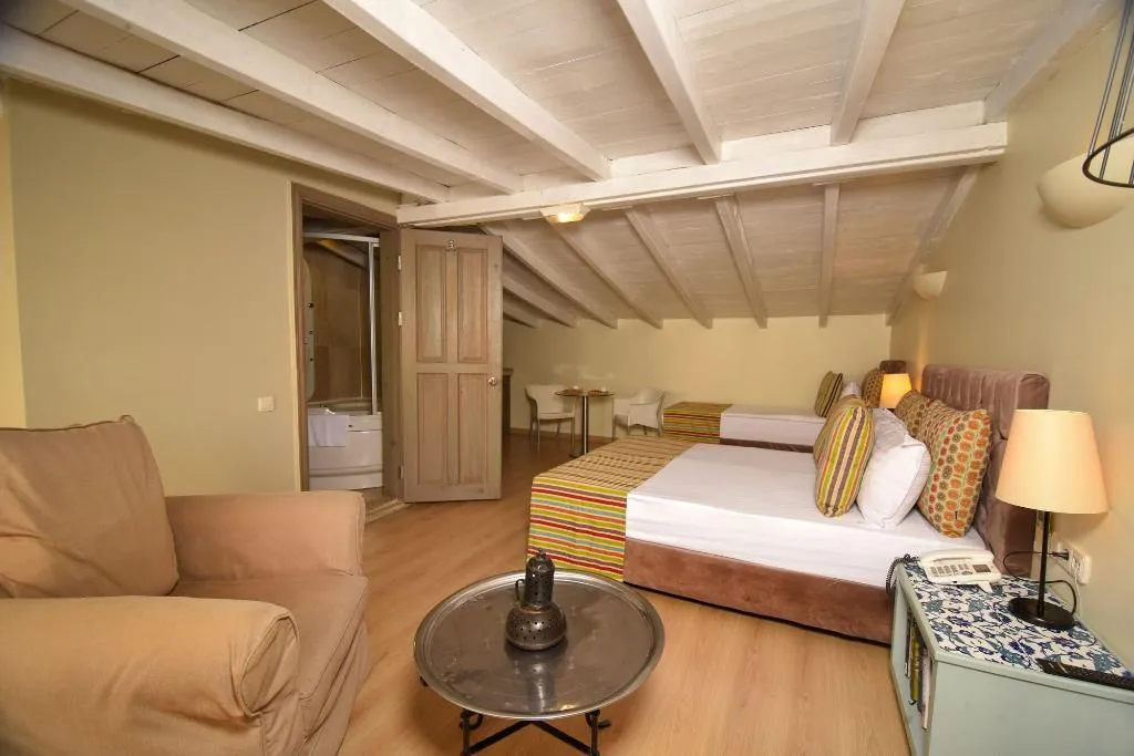 Room, Fiore Garden Suites, Antalya