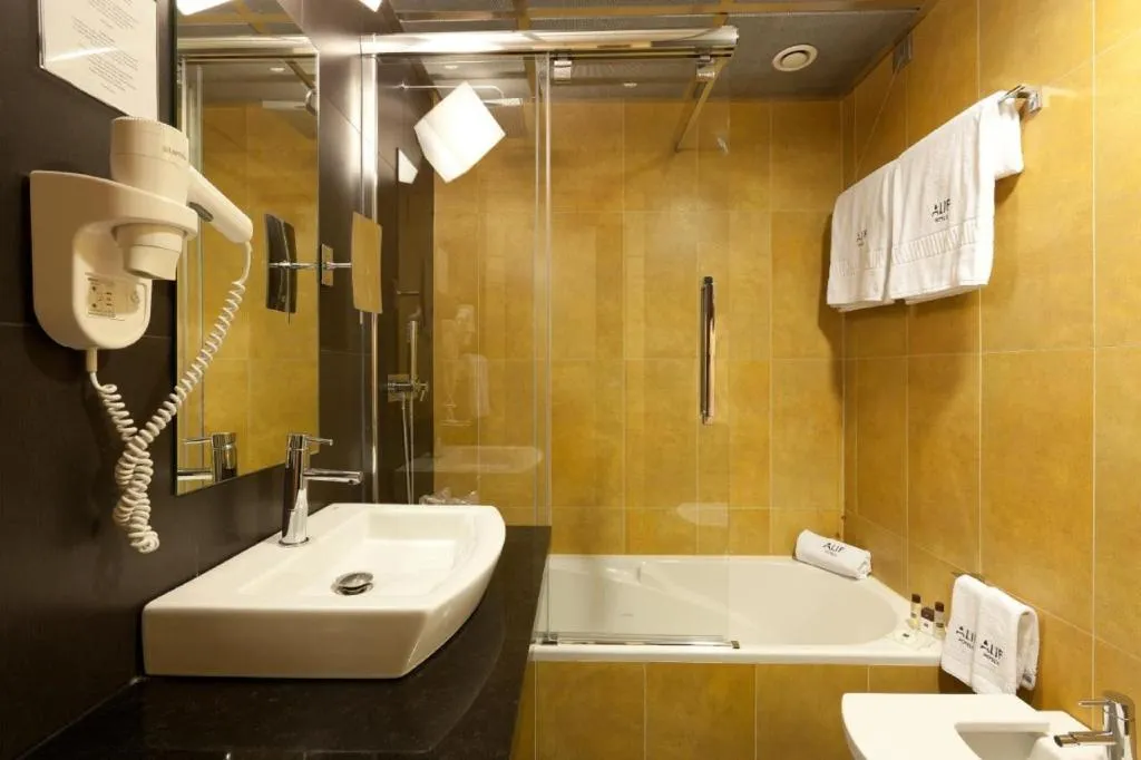 TWIN STANDARD Room, Alif Avenidas, Lisbon