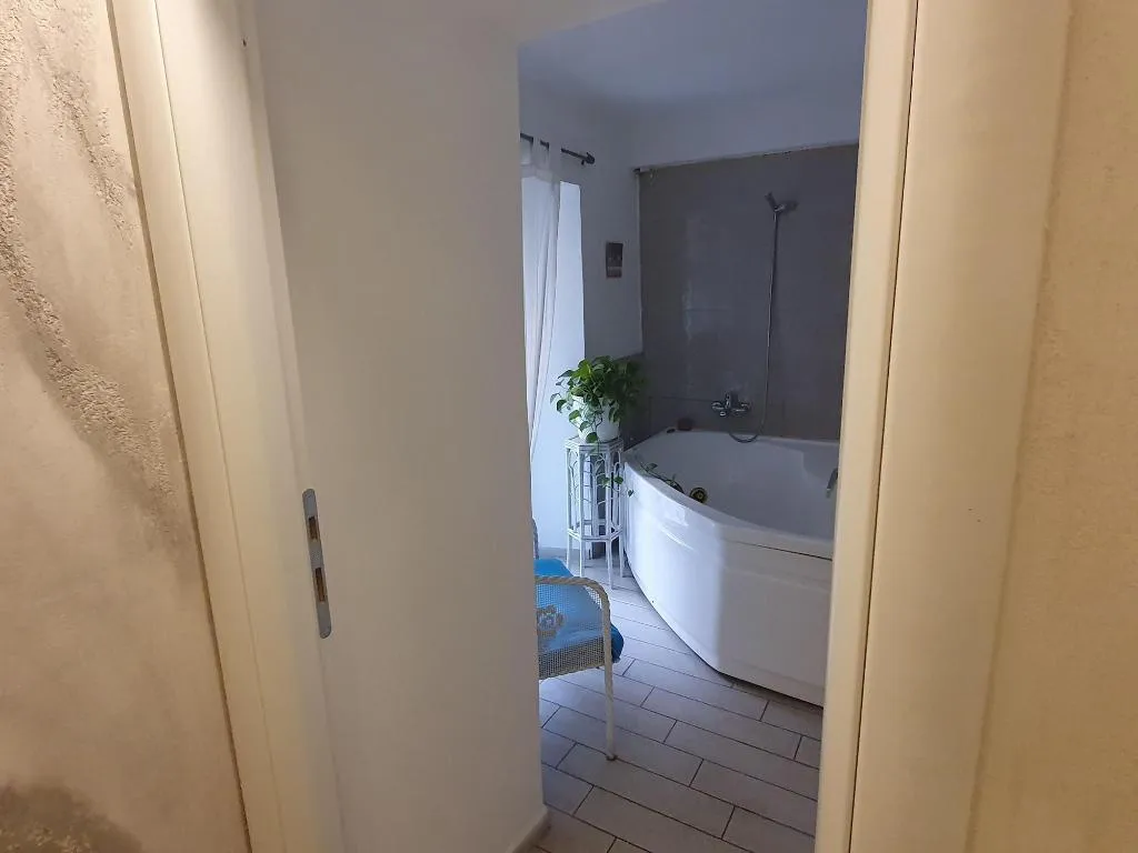 Room, Delsi Suites Pantheon, Rome