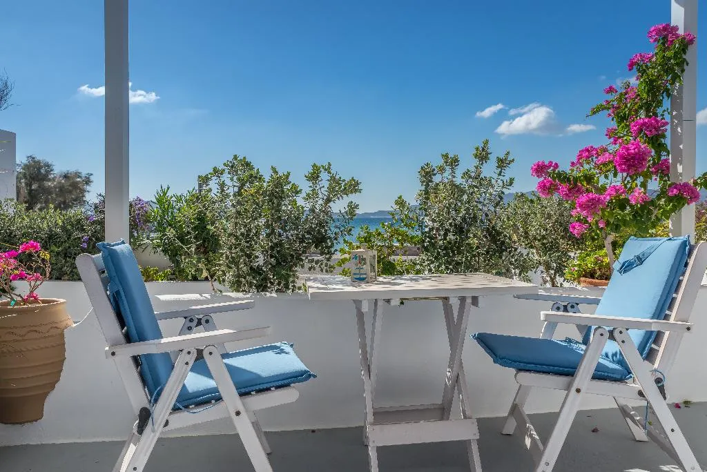 General view, Villa Zampeta Hotel, Santorini