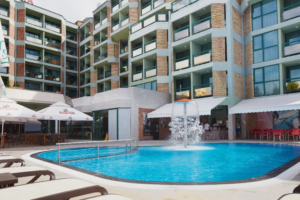 Pool, Aktinia, Bourgas