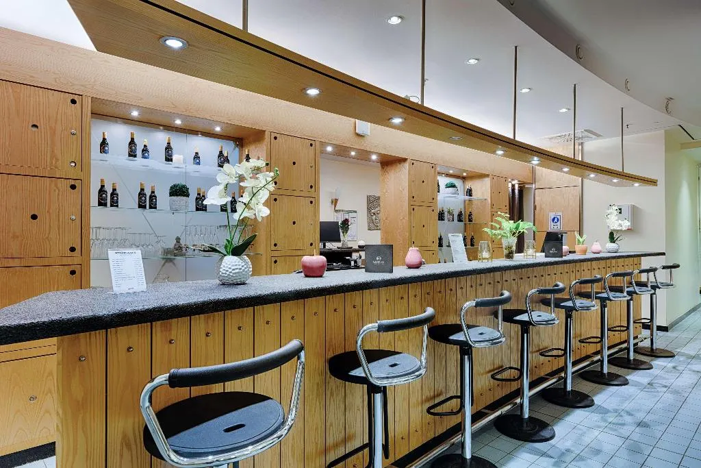 Sports and Entertainment, Park Inn by Radisson Berlin Alexanderplatz, Berlin