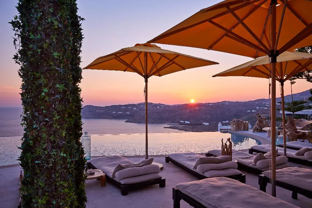 Pool, Myconian Utopia Relais & Chateaux, Mykonos