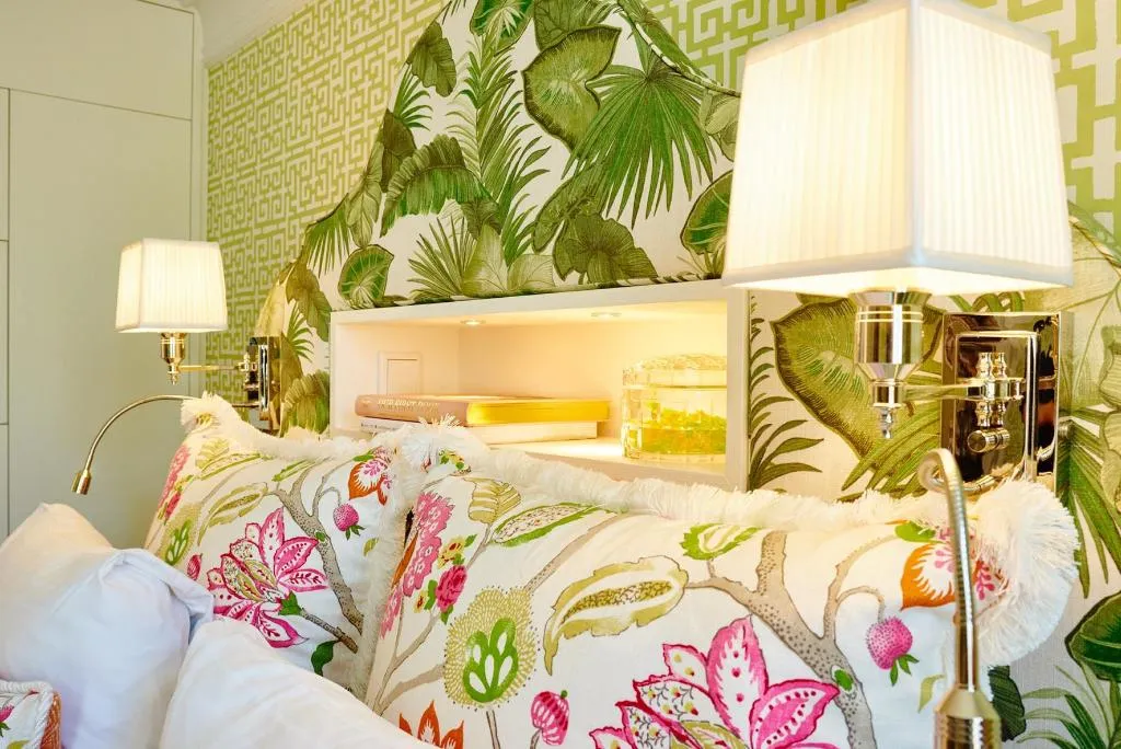 Room, Estherea, Amsterdam