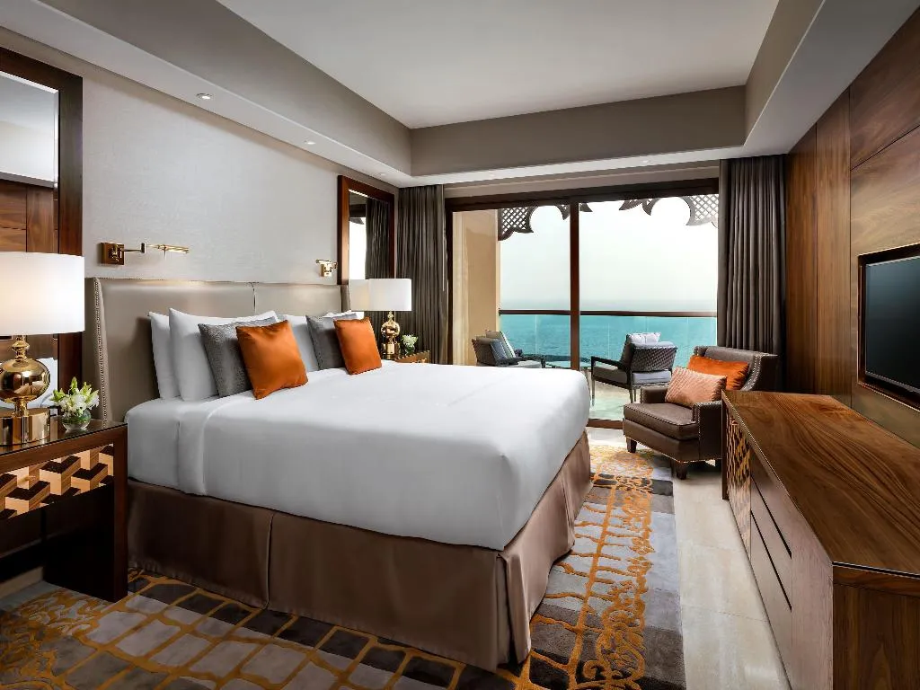 FAMILY ROOM DELUXE Room, Fairmont Ajman, Dubai