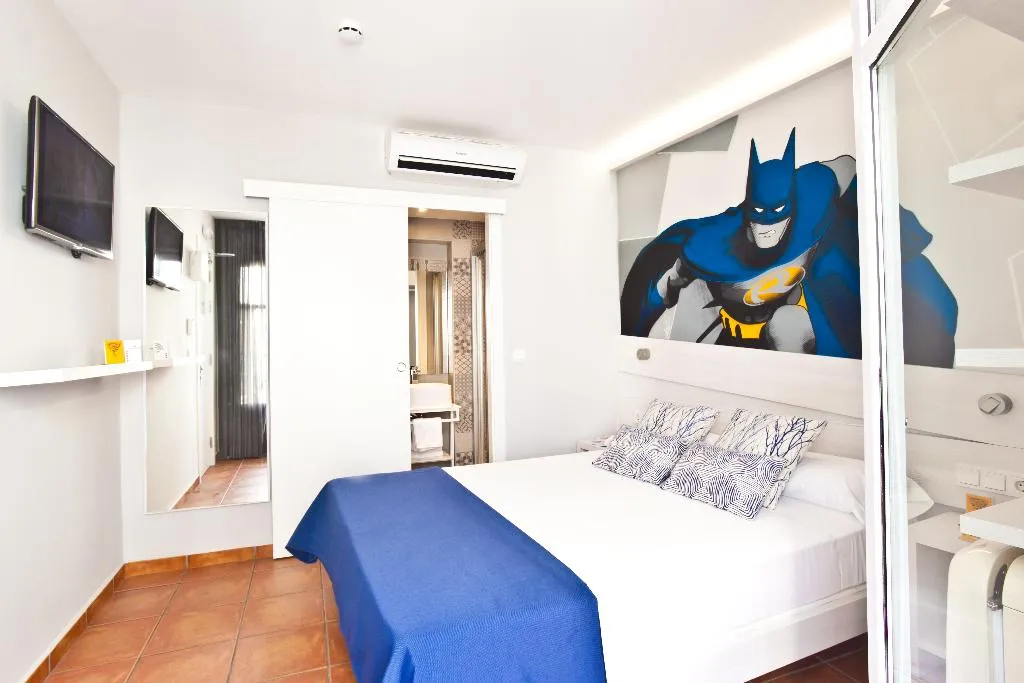 Double or Twin PREMIUM Room, Ryans La Marina, Ibiza