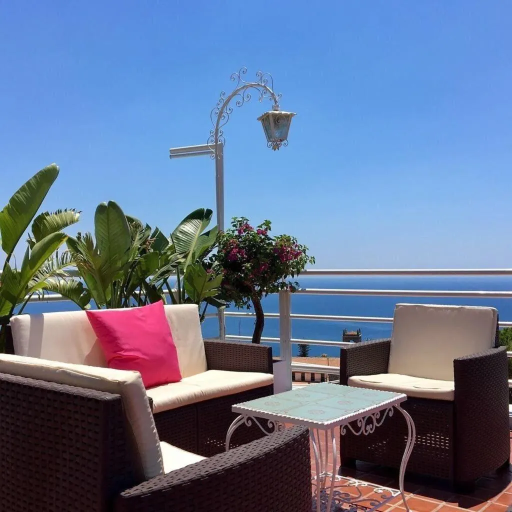 Terrace, Continental, Taormina