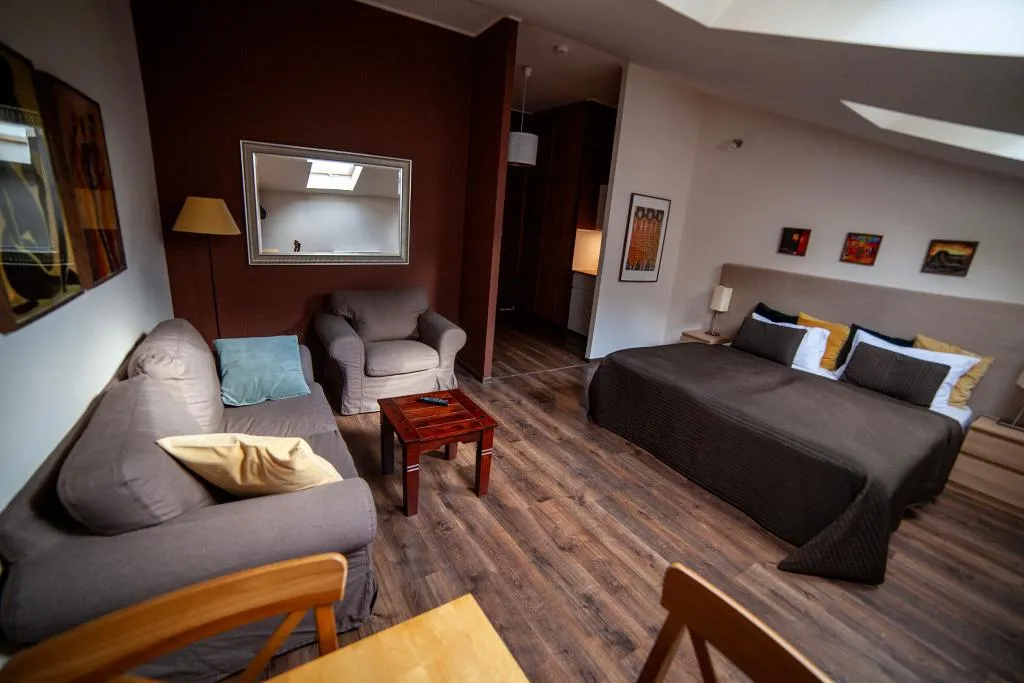 STUDIO KING SIZE BED Room, Lounge Apartments, Krakow