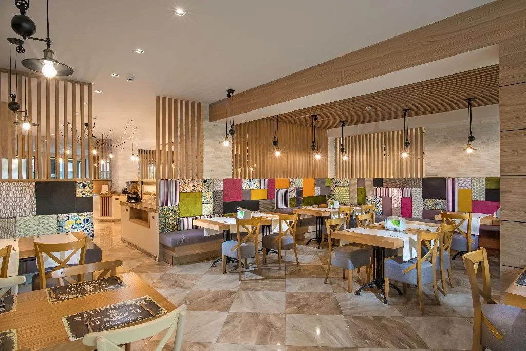 Restaurant, Marina Sands, Bourgas