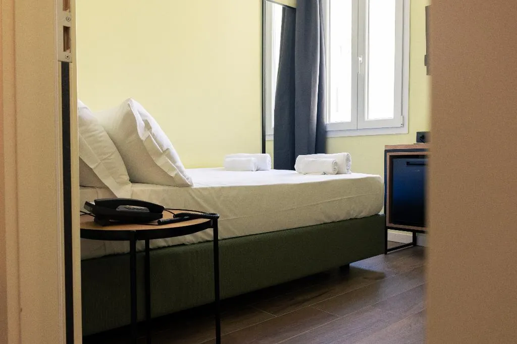 DOUBLE ECONOMY Room, JR Hotels Hermes Firenze, Florence