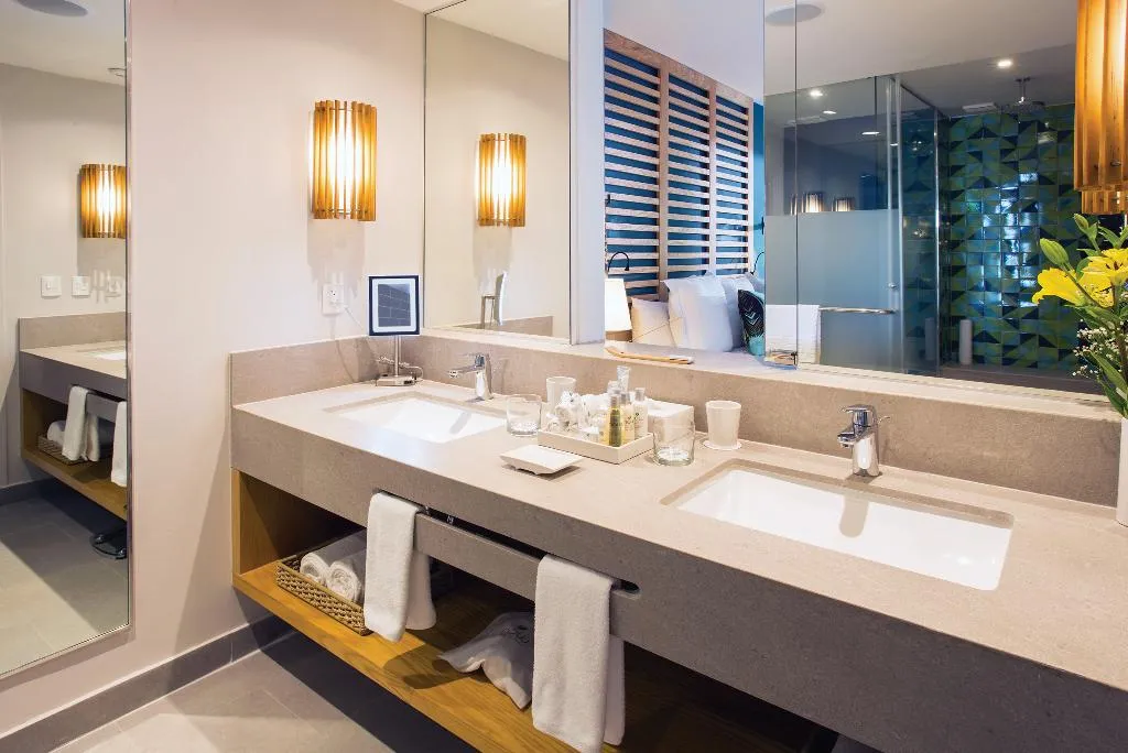 JUNIOR SUITE KING SIZE BED Room, Dreams Natura Resort & Spa, Cancun Area