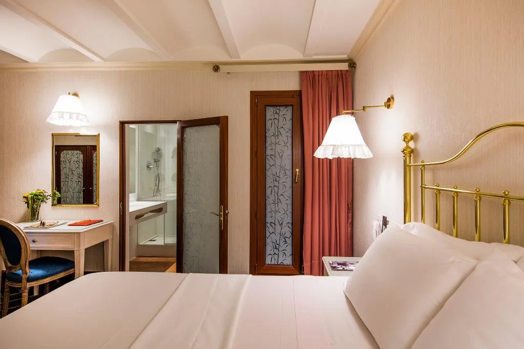 DOUBLE COMFORT Room, Continental Palacete Hotel, Barcelona