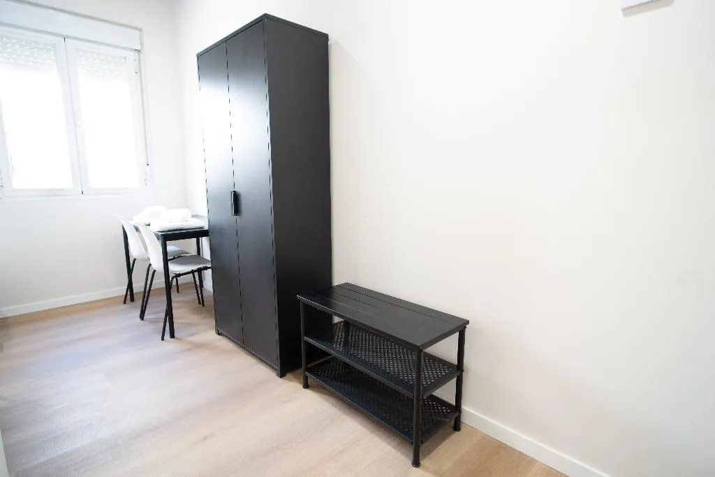 DOUBLE BASIC Room, Adventure Hostel Madrid, Madrid