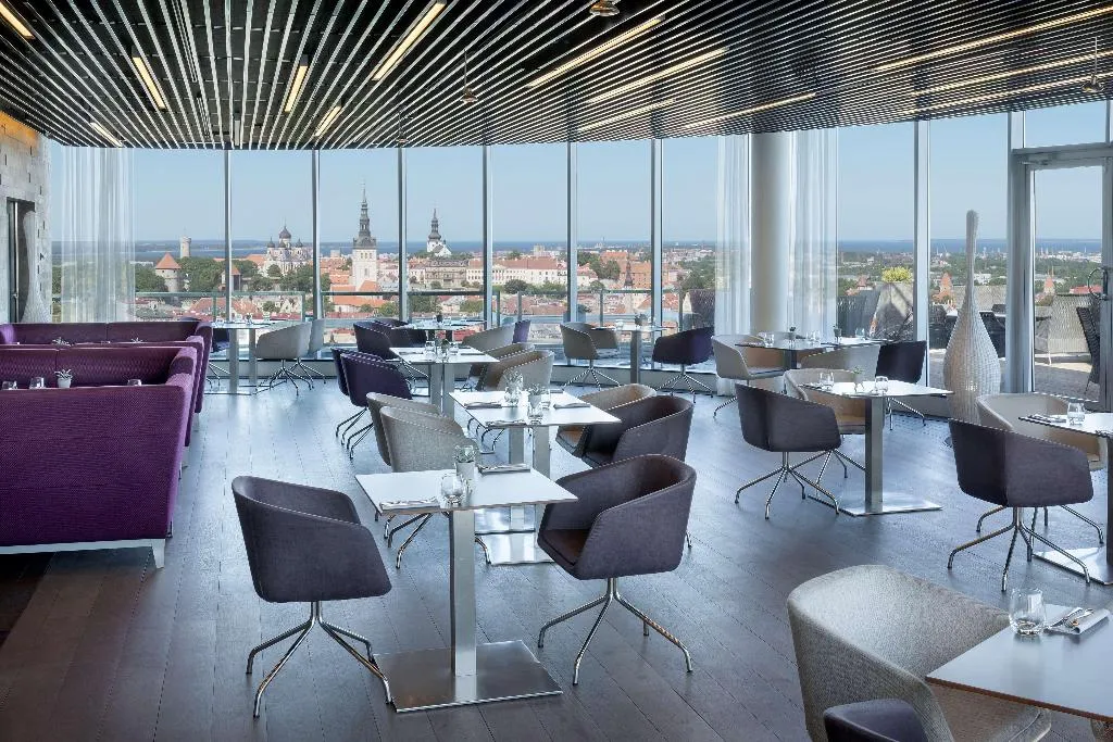 Bar, Radisson Collection Hotel, Tallinn, Tallinn